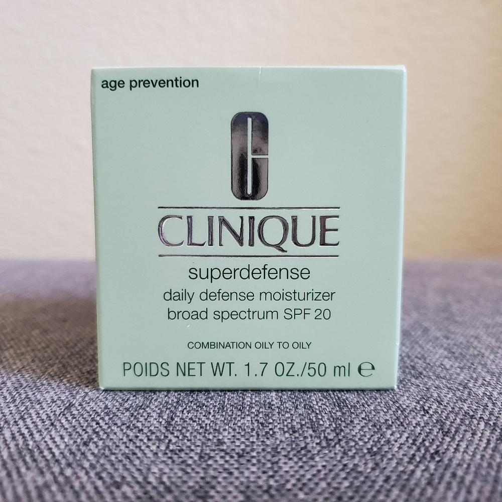 Clinique Superdefense Daily Moisturizer Spf 20